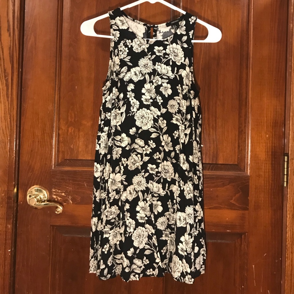 FOREVER 21 Dress